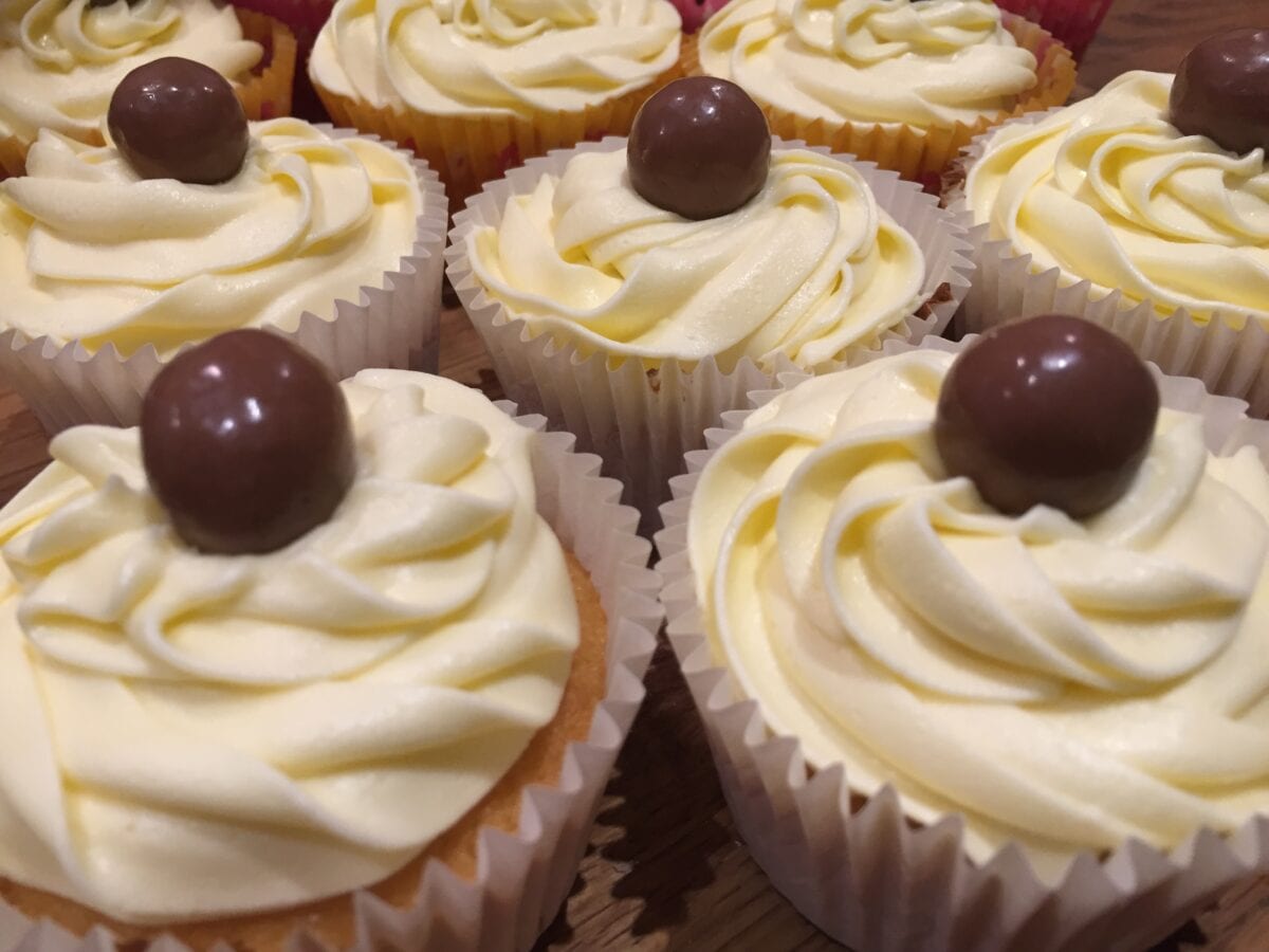 Vanilla Cupcakes