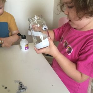 Super Simple Mummy Jar Latern Craft