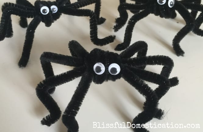 How to Make Not So Scary Pipe Cleaner Spiders