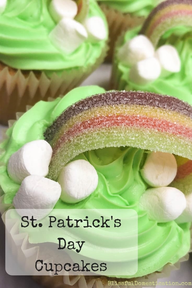 St Patrick's Day Cupcakes Pin