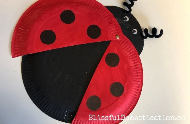 Featured Image for How to Make a Paper Plate Ladybird